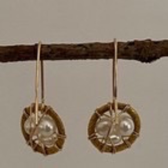 Handcrafted Freshwater Pearl Moonstone Dream Catcher Dangle Earrings Gold NEW - Picture 7 of 8